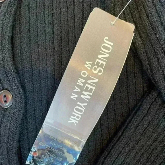 Jones New York Woman Plus Black Cardigan Sweater with Pockets - Picture 10 of 11